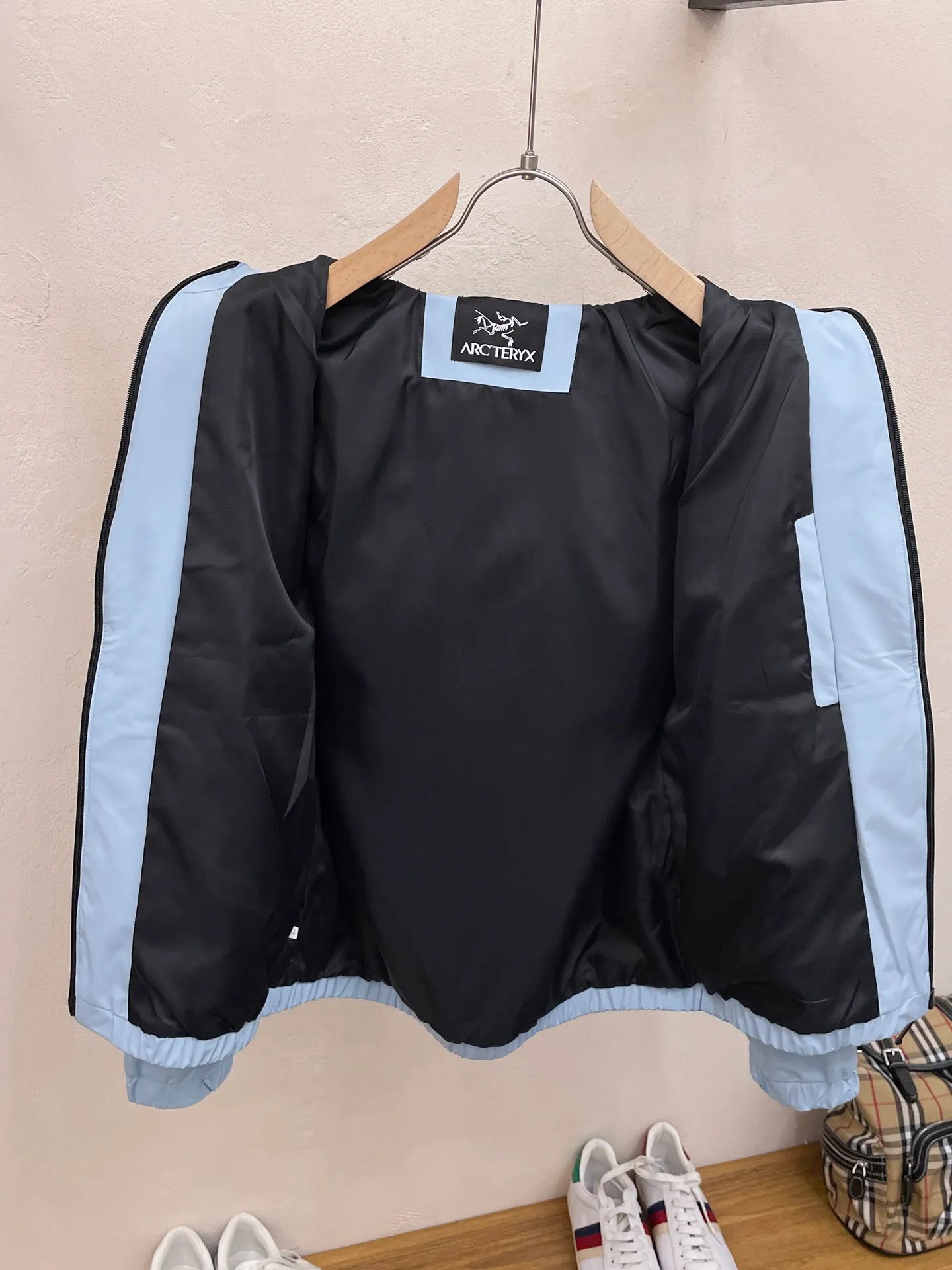 Same Style， ， 2026 New Arrival ， Original Premium Breathable ， ， ， Quality。 ， Sizes：M～3XL，